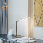 Professional custom-made high-quality indoor bedroom table lamps with simple and modern design and folding table lamps - 图片 4